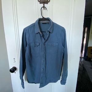 Men’s Vans Denim Button Down Shirt 👀